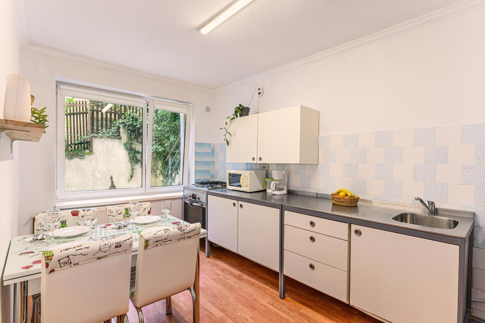 C Alex Apartment Brasov Bagian luar foto